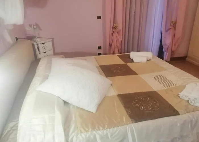 Anita Oda ve Kahvaltı 3*