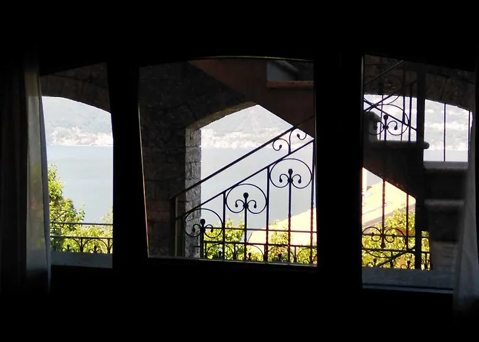 Oda ve Kahvaltı Anita 3*